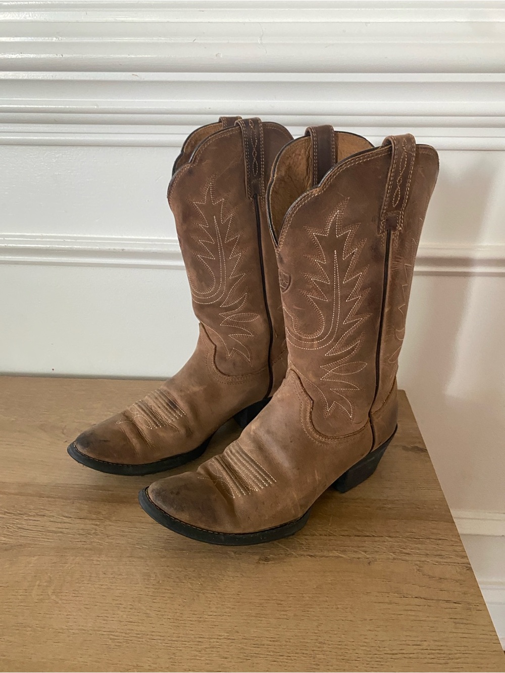 Ariat Brown Leather Western Pull-On Boots - Picture 2 of 9
